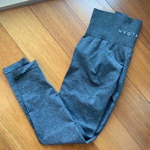 NVGTN Black Speckled Seamless Leggings M